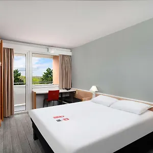 Ibis Citysouth מלון